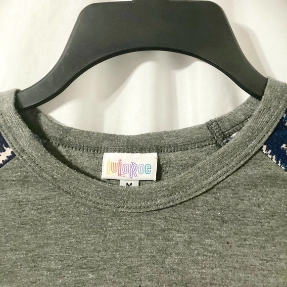 LulaRoe Women's M Gray Randy Top with Blue and Pink Geometric Sleeves - Picture 7 of 9